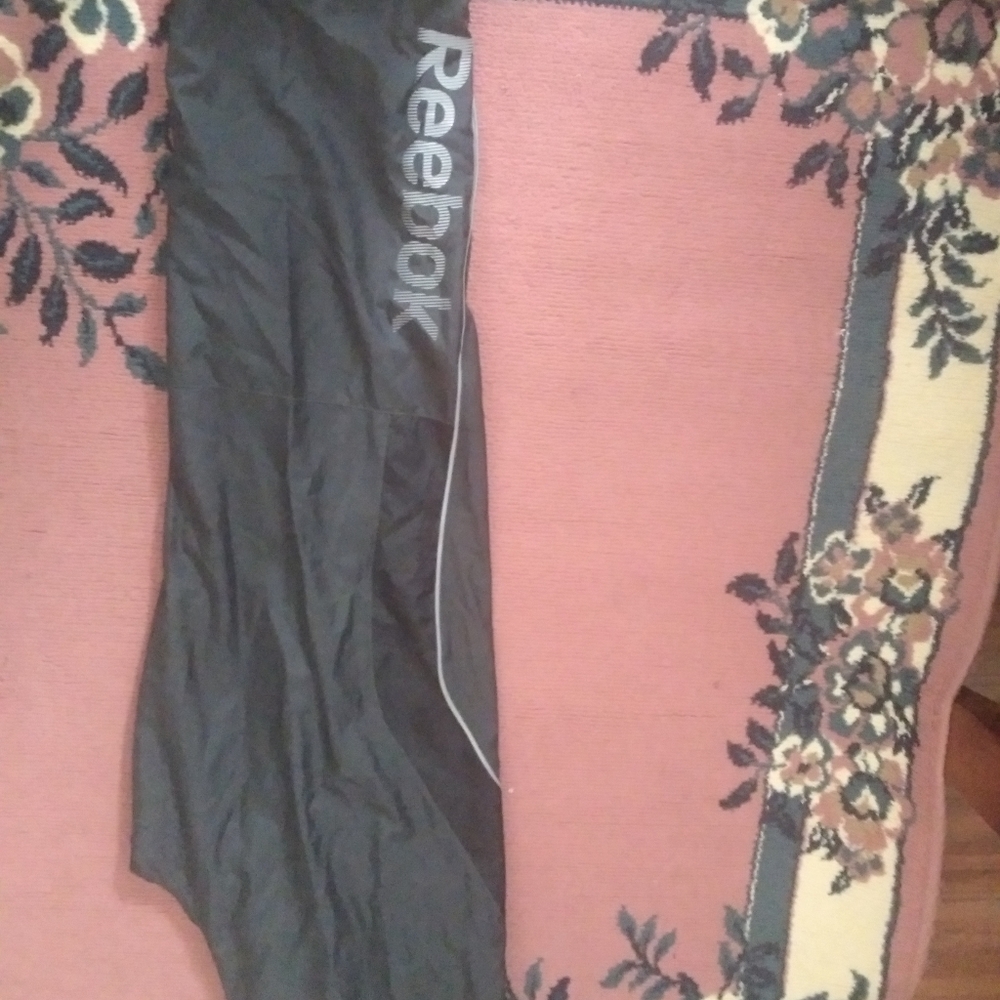 Men's Training Pants - Picture 5 of 10